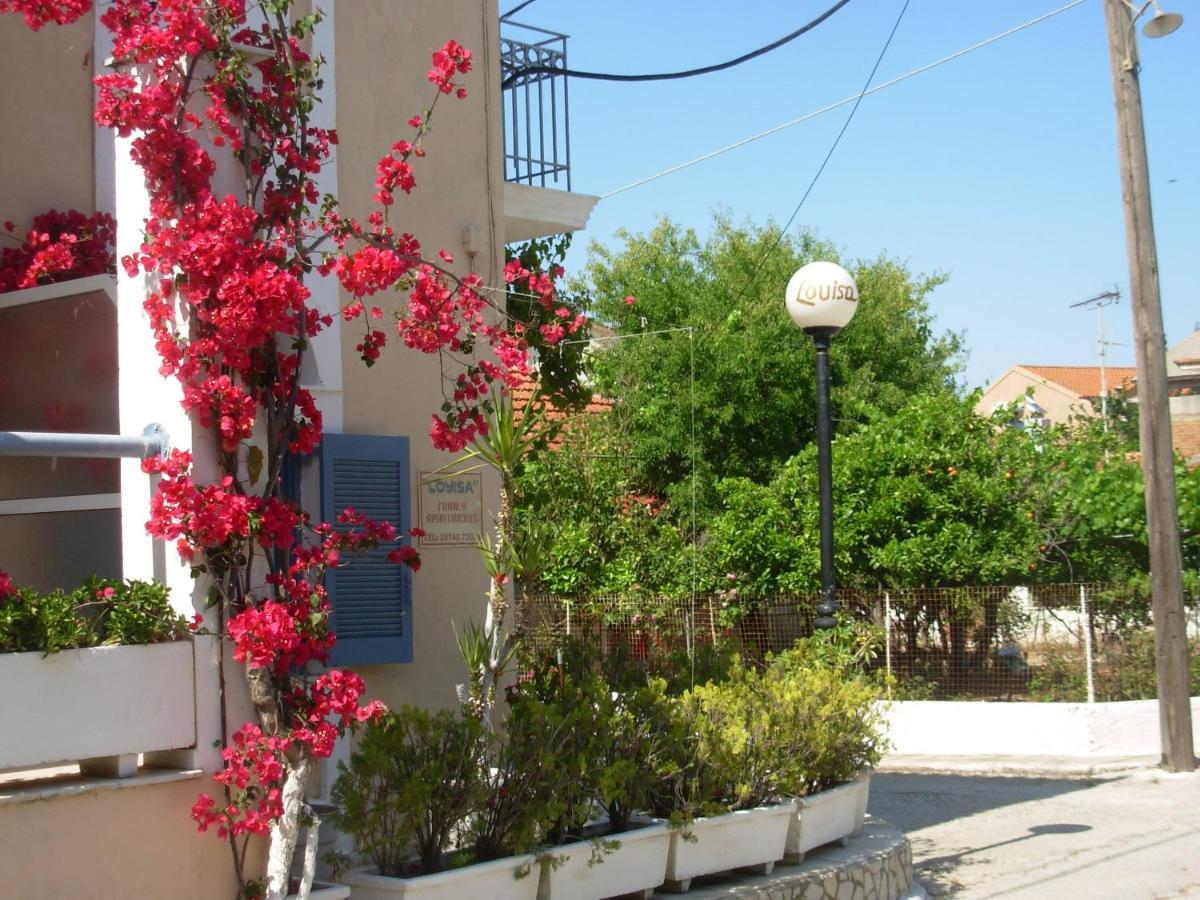 Louisa Studios Poros  ภายนอก รูปภาพ