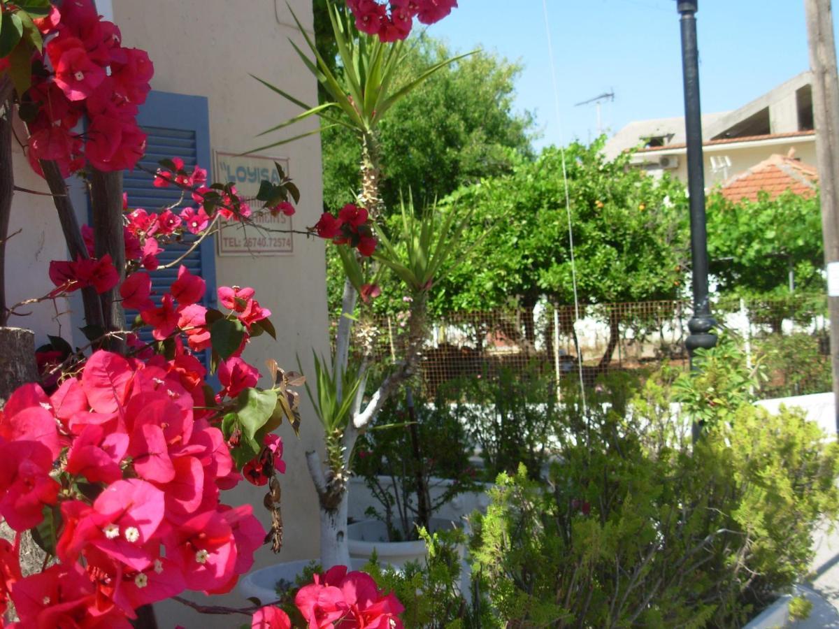 Louisa Studios Poros  ภายนอก รูปภาพ