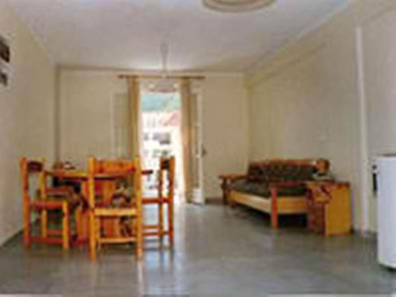 Louisa Studios Poros  ภายนอก รูปภาพ