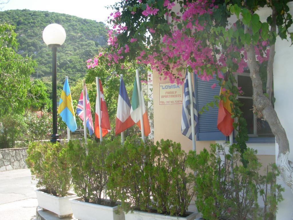 Louisa Studios Poros  ภายนอก รูปภาพ